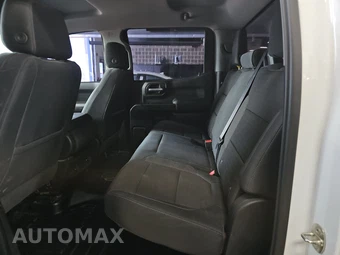 2019 Chevrolet Silverado 1500 WT Crew Cab Short Bed 1WT - miniatura 13