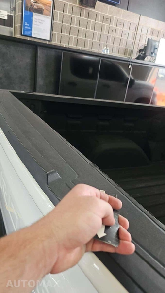 2019 Chevrolet Silverado 1500 WT Crew Cab Short Bed 1WT - miniatura 22