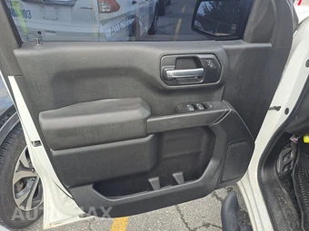 2019 Chevrolet Silverado 1500 WT Extended Cab Medium Bed 1WT - miniatura 9