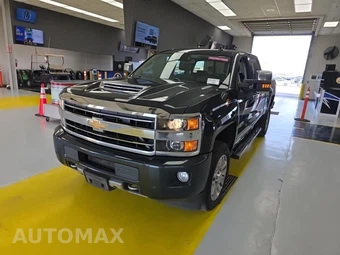 2019 Chevrolet Silverado 2500HD High Country Crew Cab Medium Bed 3LZ