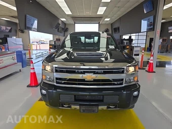 2019 Chevrolet Silverado 2500HD High Country Crew Cab Medium Bed 3LZ - miniatura 2