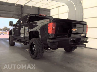 2019 Chevrolet Silverado 2500HD High Country Crew Cab Medium Bed 3LZ - miniatura 6