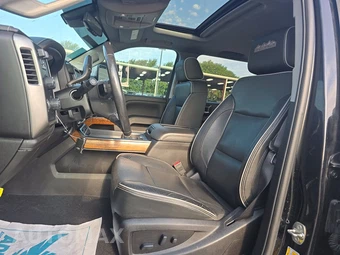 2019 Chevrolet Silverado 2500HD High Country Crew Cab Medium Bed 3LZ - miniatura 7