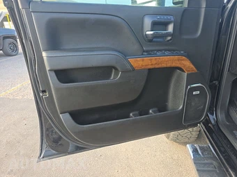 2019 Chevrolet Silverado 2500HD High Country Crew Cab Medium Bed 3LZ - miniatura 9