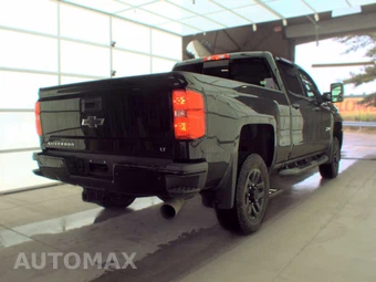 2019 Chevrolet Silverado 2500HD LT Crew Cab Medium Bed - miniatura 4