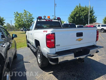 2019 Chevrolet Silverado 2500HD LT Extended Cab Medium Bed 1LT – miniatura 2