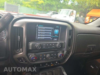 2019 Chevrolet Silverado 3500HD LTZ Crew Cab Long Bed 1LZ DRW - miniatura 10