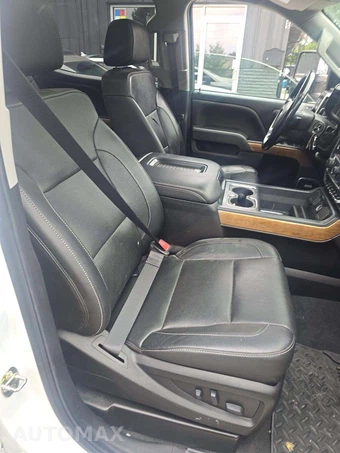 2019 Chevrolet Silverado 3500HD LTZ Crew Cab Long Bed DRW - miniatura 18