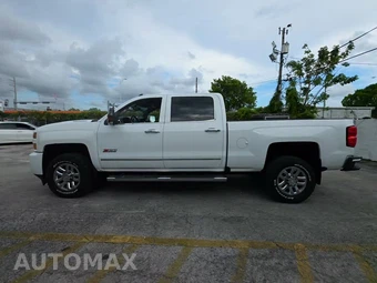 2019 Chevrolet Silverado 3500HD LTZ Crew Cab Medium Bed 1LZ - miniatura 3