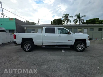 2019 Chevrolet Silverado 3500HD LTZ Crew Cab Medium Bed 1LZ - miniatura 5