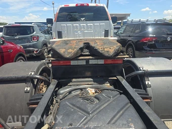 2019 Chevrolet SILVERADO MEDIUM DUTY Base - miniatura 17
