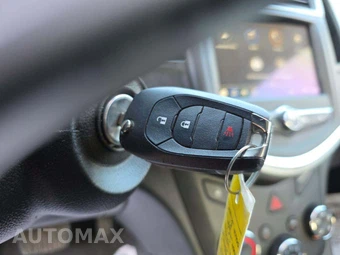 2019 Chevrolet Sonic LS Sedan 1SB – miniatura 5