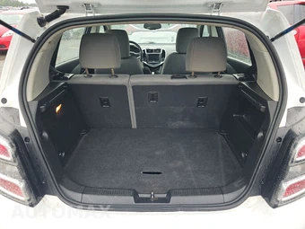2019 Chevrolet Sonic LT Hatchback 1FL – miniatura 16