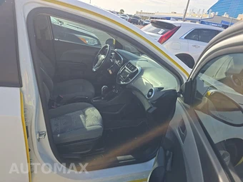 2019 Chevrolet Sonic LT Hatchback 1FL - miniatura 8