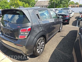 2019 Chevrolet Sonic LT Hatchback 1SD – miniatura 3