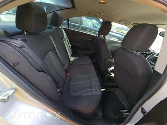 2019 Chevrolet Sonic LT Sedan 1SD - miniatura 16