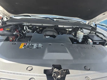 2019 Chevrolet Suburban 1500 LS 1LS - miniatura 16