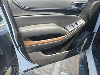 2019 Chevrolet Suburban 1500 LS 1LS - miniatura 9