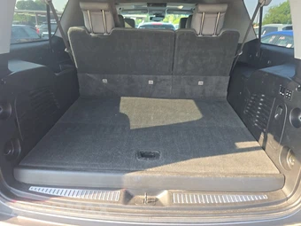 2019 Chevrolet Suburban 1500 LT 1LT - miniatura 17