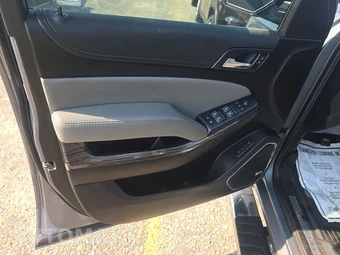2019 Chevrolet Suburban 1500 LT 1LT - miniatura 9