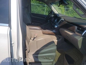 2019 Chevrolet Suburban 1500 LT 1LT - miniatura 8