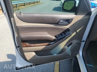 2019 Chevrolet Suburban 1500 LT 1LT - miniatura 9
