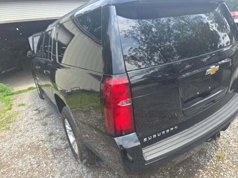2019 Chevrolet Suburban 1500 LT 1LT - miniatura 2