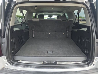 2019 Chevrolet Suburban 1500 LT 1LT - miniatura 17