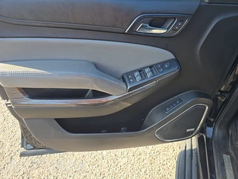2019 Chevrolet Suburban 1500 LT 1LT - miniatura 9