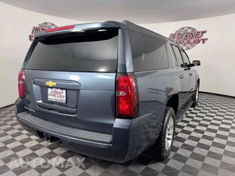 2019 Chevrolet Suburban 1500 LT 1LT - miniatura 7