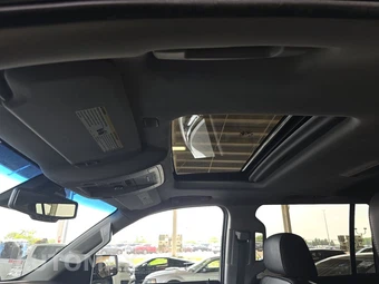 2019 Chevrolet Suburban 1500 LT 1LT - miniatura 18