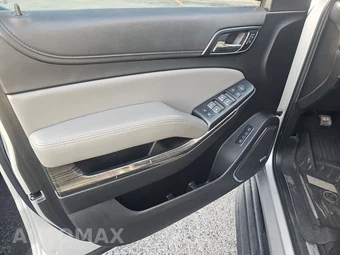 2019 Chevrolet Suburban 1500 LT 1LT - miniatura 9