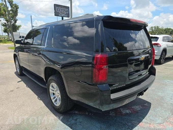 2019 Chevrolet Suburban 1500 LT 1LT - miniatura 2