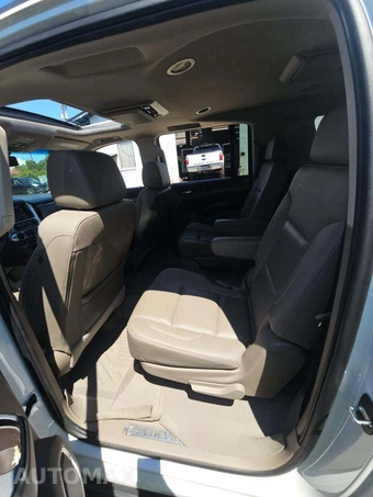 2019 Chevrolet Suburban 1500 Premier 1LZ - miniatura 13