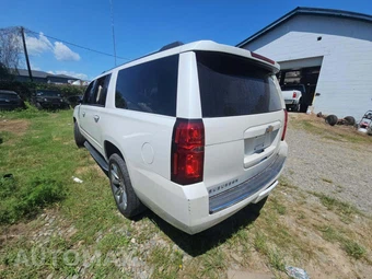 2019 Chevrolet Suburban 1500 Premier 1LZ - miniatura 2