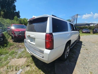 2019 Chevrolet Suburban 1500 Premier 1LZ - miniatura 3