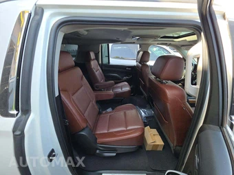 2019 Chevrolet Suburban 1500 Premier 1LZ - miniatura 16