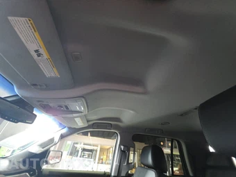 2019 Chevrolet Tahoe LT 1LT – miniatura 18