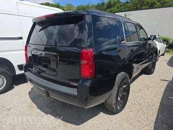2019 Chevrolet Tahoe LT 1LT - miniatura 3