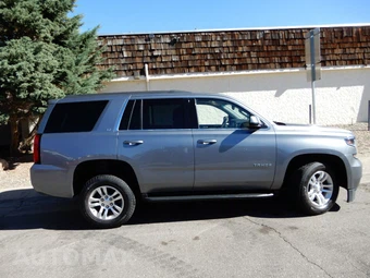 2019 Chevrolet Tahoe LT 1LT - miniatura 4