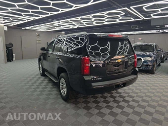 2019 Chevrolet Tahoe LT 1LT - miniatura 2