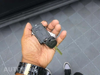 2019 Chevrolet Tahoe LT 1LT - miniatura 8