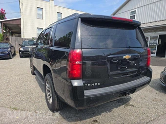 2019 Chevrolet Tahoe LT 1LT - miniatura 2
