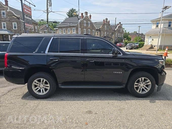 2019 Chevrolet Tahoe LT 1LT - miniatura 4
