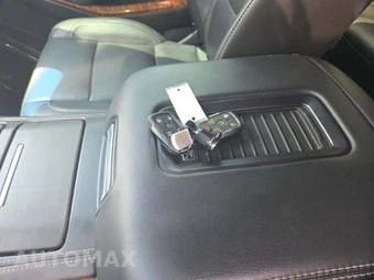 2019 Chevrolet Tahoe Premier 1LZ - miniatura 8