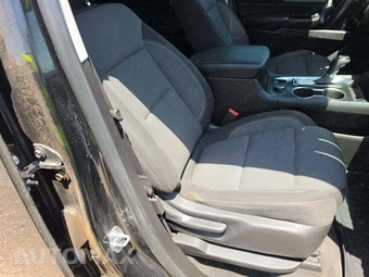 2019 Chevrolet Traverse LS 1LS – miniatura 19