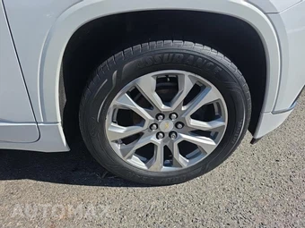 2019 Chevrolet Traverse Premier 1LZ - miniatura 9