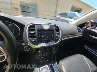2019 Chrysler 300 Limited – miniatura 10