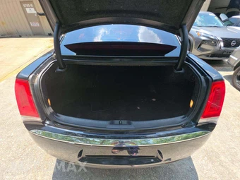 2019 Chrysler 300 Limited – miniatura 14