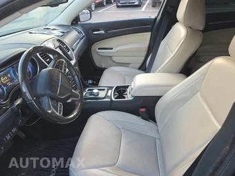2019 Chrysler 300 Limited – miniatura 7